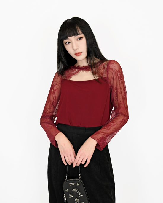aalis SHAINE keyhole front lace top (Burgundy)