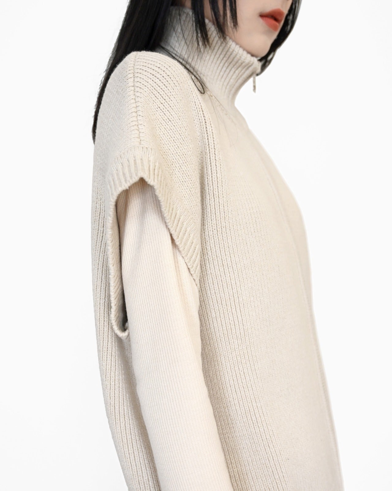 aalis JUSTINE high collar knitted zip up vest jacket (Beige)