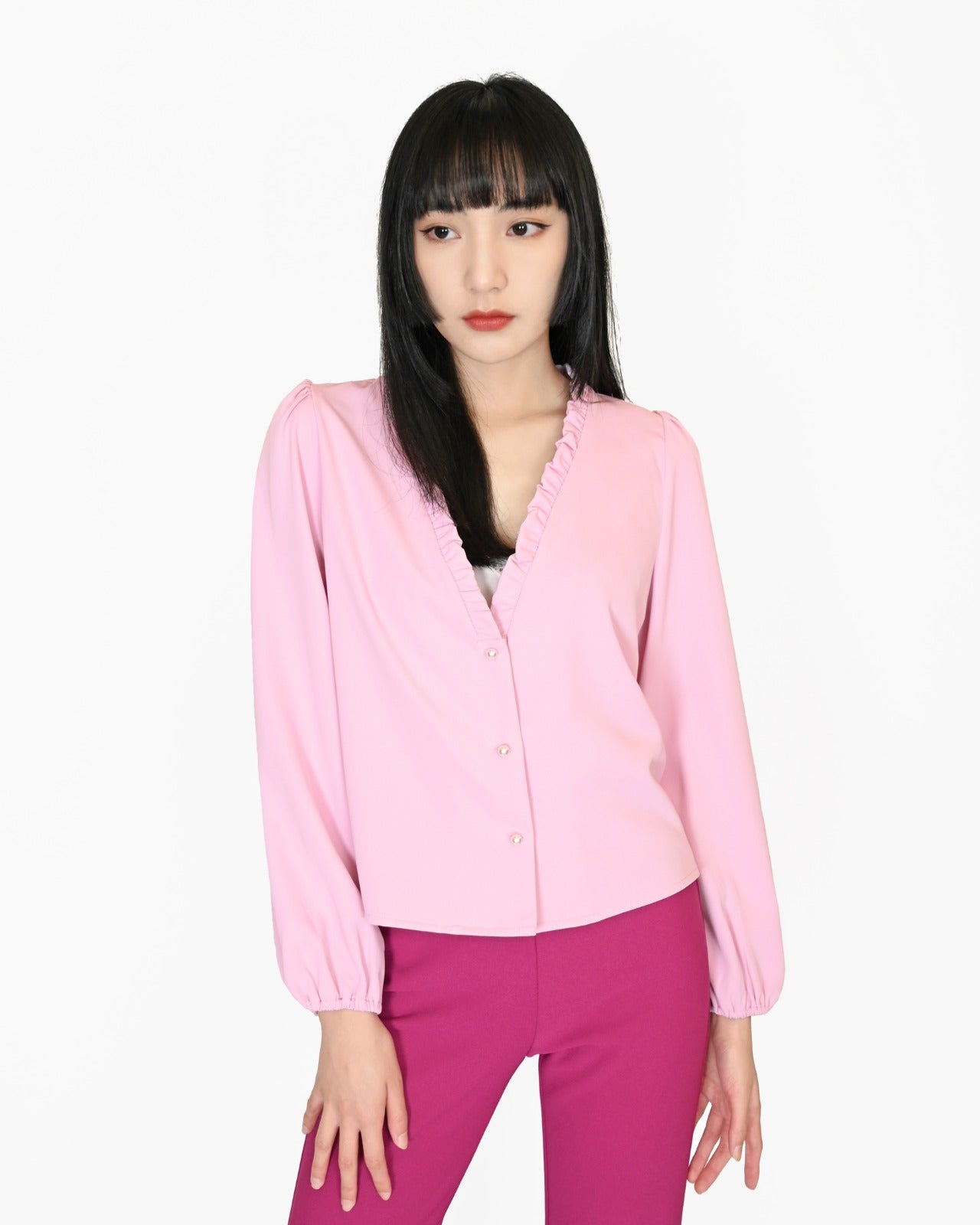 aalis TUTA ruffle trimmed collar pearl button jacket (Pink)