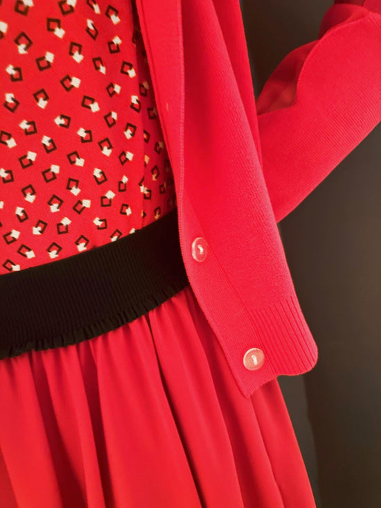 aalis EKET elastic waistline skirt (Red)