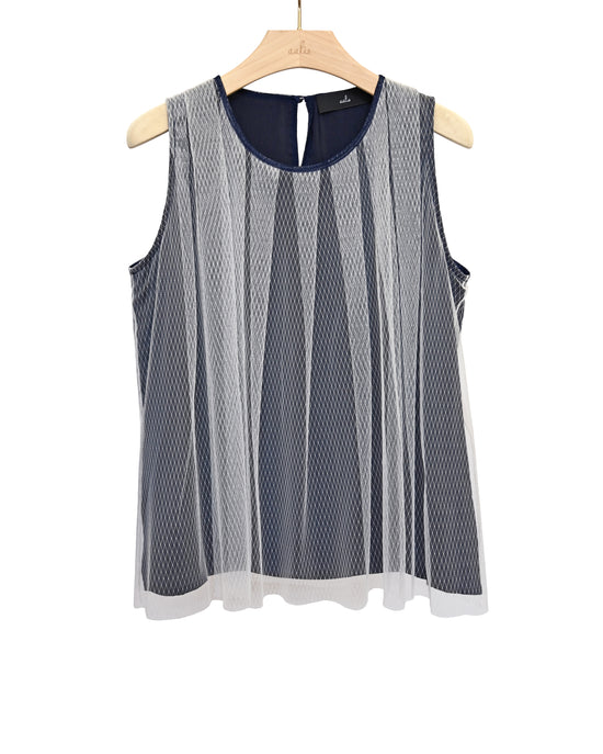 Load image into Gallery viewer, aalis BISSA pleated tank (Navy)
