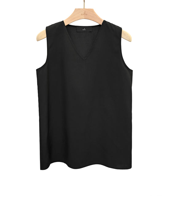 Load image into Gallery viewer, aalis DADA v neck tank (Black)
